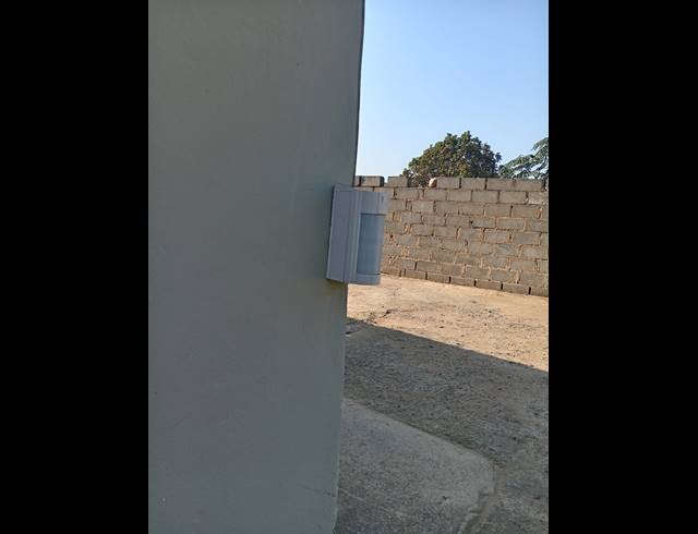 3 BEDROOM HOUSE FOR SALE IN UMLAZI K